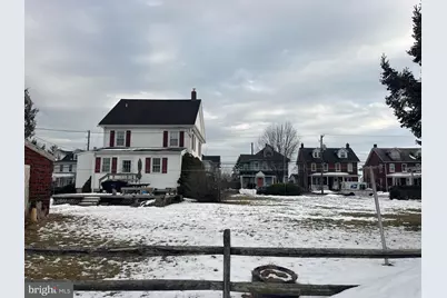 351 E. Jackson Street, New Holland, PA 17557 - Photo 3