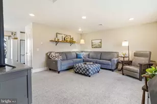 8261 Elizabethtown Rd, Elizabethtown, PA 17022 - Photo 5