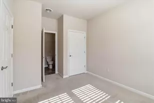 1237 Cantebury Dr, Mount Joy, PA 17552 - Photo 7