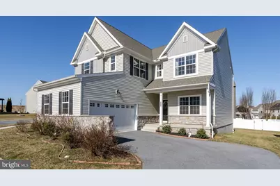 586 Stockdale Drive, Lancaster, PA 17601 - Photo 1