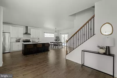 586 Stockdale Drive, Lancaster, PA 17601 - Photo 3