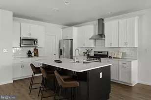 586 Stockdale Dr, Lancaster, PA 17601 - Photo 9