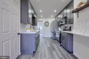 714 Plane St, Columbia, PA 17512 - Photo 9