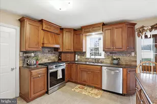 1829 Krystle Dr, Lancaster, PA 17602 - Photo 13