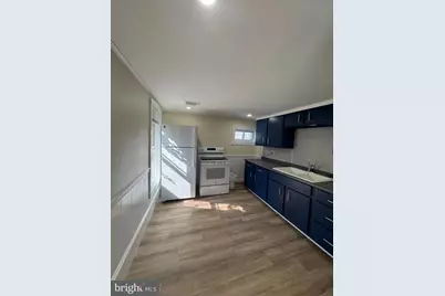 28 W Stiegel Street #2, Manheim, PA 17545 - Photo 3