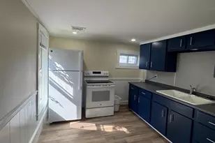 28 W Stiegel St, Manheim, PA 17545 - Photo 3