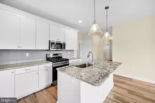 380 Ridgefield Dr, Elizabethtown, PA 17022 - Photo 3