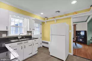 1025 Helen Ave, Lancaster, PA 17601 - Photo 11