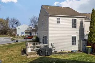 2960 Aster Ln, Lititz, PA 17543 - Photo 3