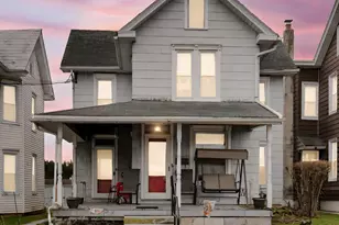 28 S Roberts Ave, New Holland, PA 17557 - Photo 1