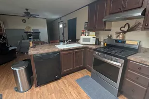 46 Mollie Dr, Ephrata, PA 17522 - Photo 5