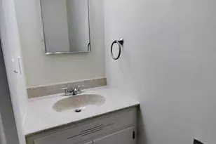 827 S Locust St, Elizabethtown, PA 17022 - Photo 11