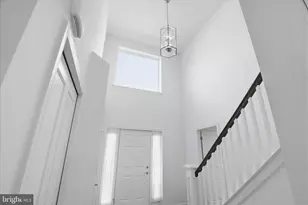 446 Lancer Dr, Columbia, PA 17512 - Photo 9