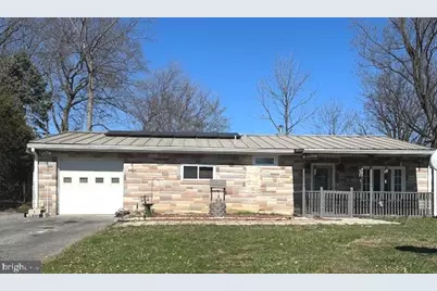 15 Fairview Avenue, Leola, PA 17540 - Photo 1