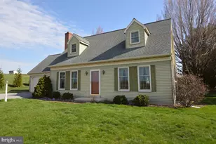 901 Cool Spring Rd, Manheim, PA 17545 - Photo 3