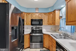 64 Beech Ln, Elizabethtown, PA 17022 - Photo 9