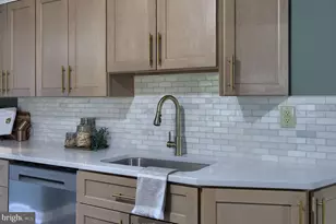 245 N 4th St, Columbia, PA 17512 - Photo 25