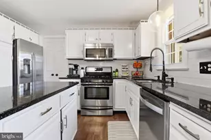 89 Greenfield Rd, Lancaster, PA 17602 - Photo 7