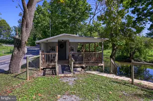 283 Skyview Ln, Lititz, PA 17543 - Photo 1