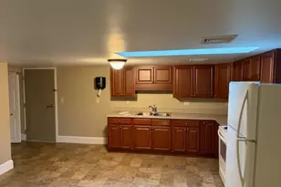 140 W Main St, New Holland, PA 17557 - Photo 3