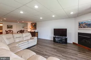 2050 Cloverton Dr, Columbia, PA 17512 - Photo 27