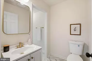 2472 Leaman Rd, Ronks, PA 17572 - Photo 17