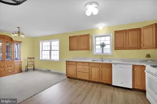 41 Cheery Ln, Denver, PA 17517 - Photo 9