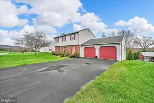 1484 Conestoga View Dr, East Earl, PA 17519 - Photo 5