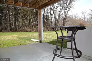 185 Waypoint Dr, Lancaster, PA 17603 - Photo 3