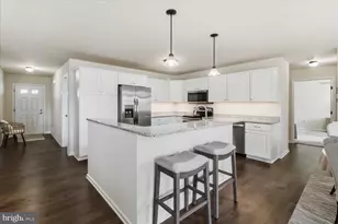 122 Creekside Dr, New Providence, PA 17560 - Photo 5