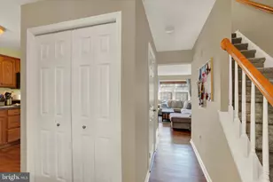 336 Deerfield Dr, Mount Joy, PA 17552 - Photo 3