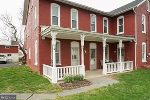 448 E Main St, Leola, PA 17540 - Photo 1