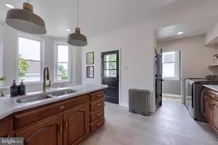 136 E Harrisburg Ave, Elizabethtown, PA 17022 - Photo 3