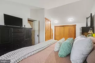 1203 Diamond St, Akron, PA 17501 - Photo 17