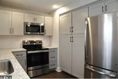 2 S Lime Street #4, Quarryville, PA 17566 - Photo 3