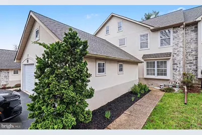 606 Crestgate Place, Millersville, PA 17551 - Photo 3