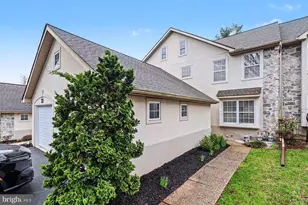 606 Crestgate Pl, Millersville, PA 17551 - Photo 3