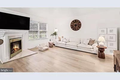 606 Crestgate Place, Millersville, PA 17551 - Photo 5