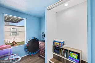 32 Circle Dr, Columbia, PA 17512 - Photo 15