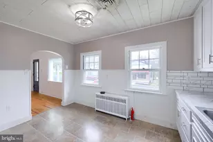 120 N Locust St, Elizabethtown, PA 17022 - Photo 13