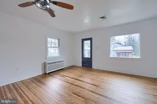 120 N Locust St, Elizabethtown, PA 17022 - Photo 9