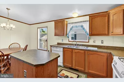 723 Sherry Lane, Lancaster, PA 17601 - Photo 9