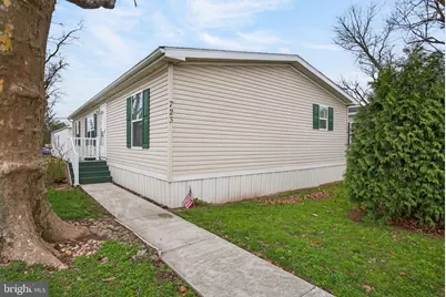 723 Sherry Lane, Lancaster, PA 17601 - Photo 1