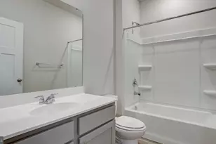 114 Erica Ln, Columbia, PA 17512 - Photo 13