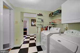 173 W Broad St, Salunga, PA 17538 - Photo 15