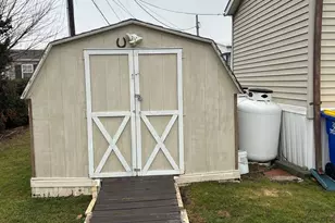 489 Brendon Dr, Leola, PA 17540 - Photo 5