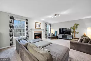 114 Crimson Ln, Elizabethtown, PA 17022 - Photo 13