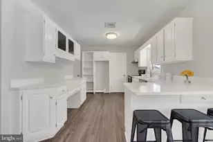 2479 Ellendale Dr, Lancaster, PA 17602 - Photo 5