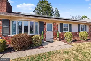 2731 Sherwood Ln, Lancaster, PA 17603 - Photo 3