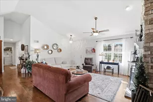 68 Gentle Dr, East Earl, PA 17519 - Photo 7